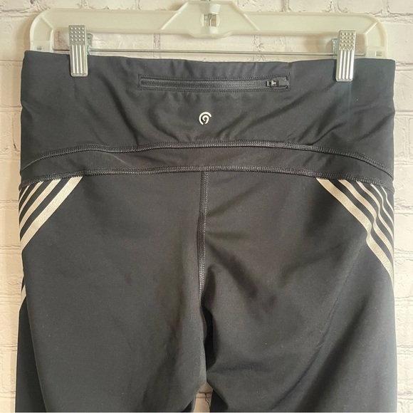 Bundle- Avia Sport Bra and Champion Active Leggins - Picture 5 of 10